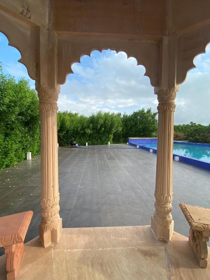 City The Village Beach Resort Laeja Exterior photo